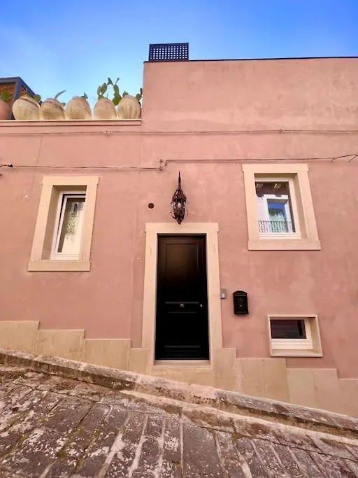 Apartament Penthouse Lady Packard Noto 0*,
